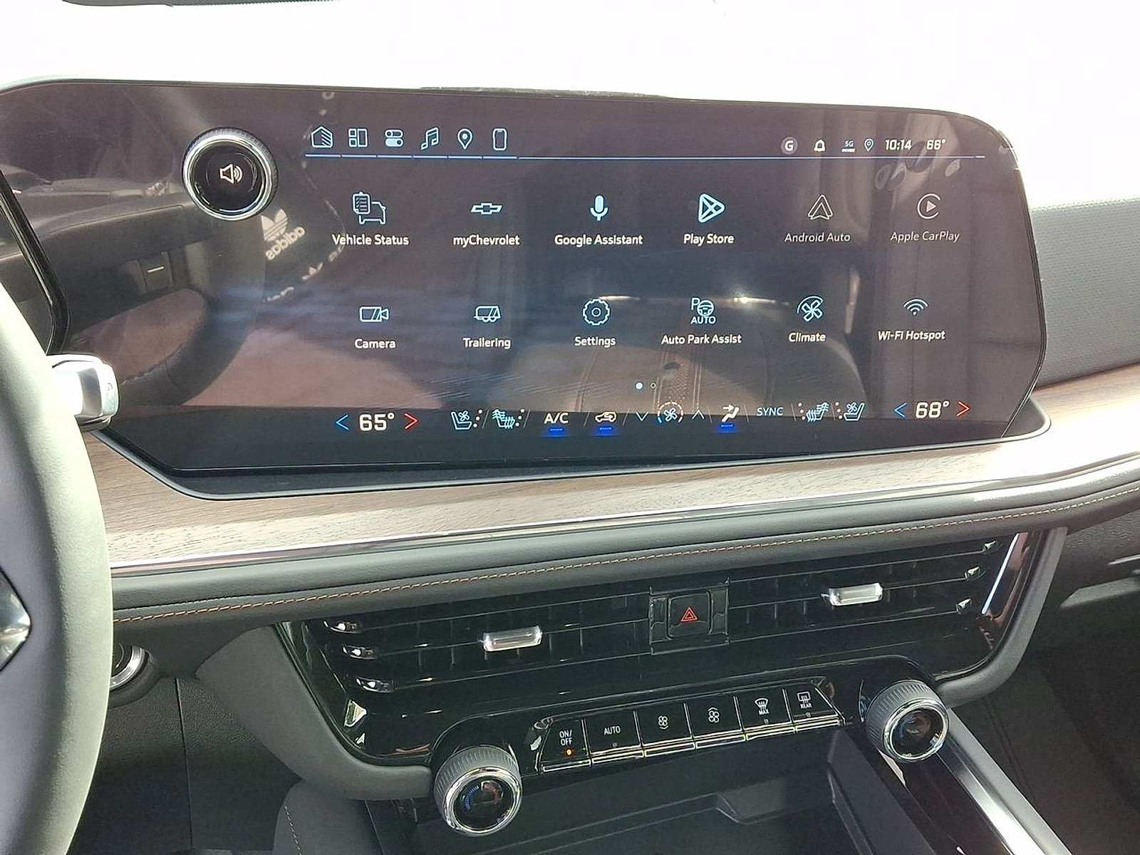 New 2026 Chevrolet Tahoe High Country AWD/4WD image 16
