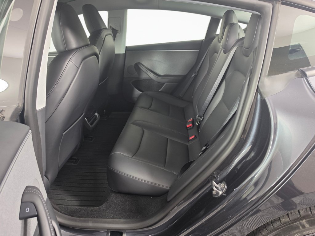 Used 2025 Tesla Model 3 Long Range RWD image 25