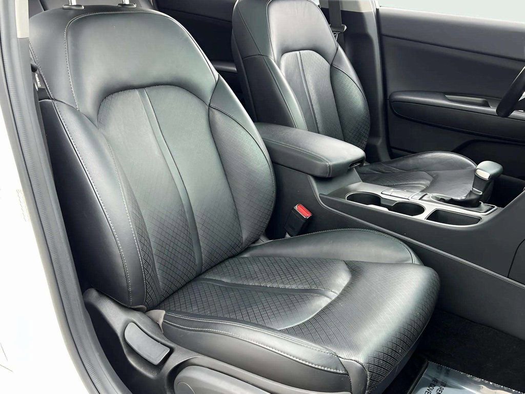 Used 2020 Kia Optima SE image 15
