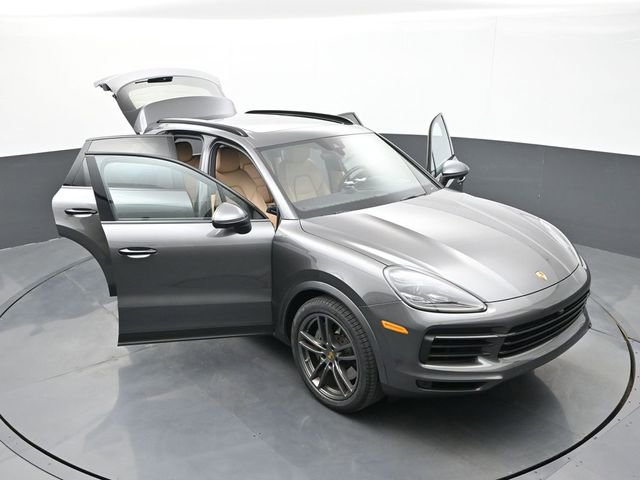 Certified 2021 Porsche Cayenne S AWD/4WD image 32