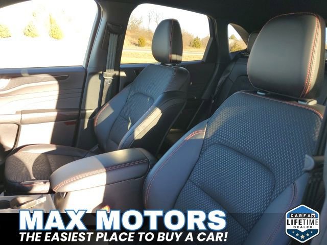 New 2026 Ford Escape ST-Line w/ Tech Pack #1 image 18
