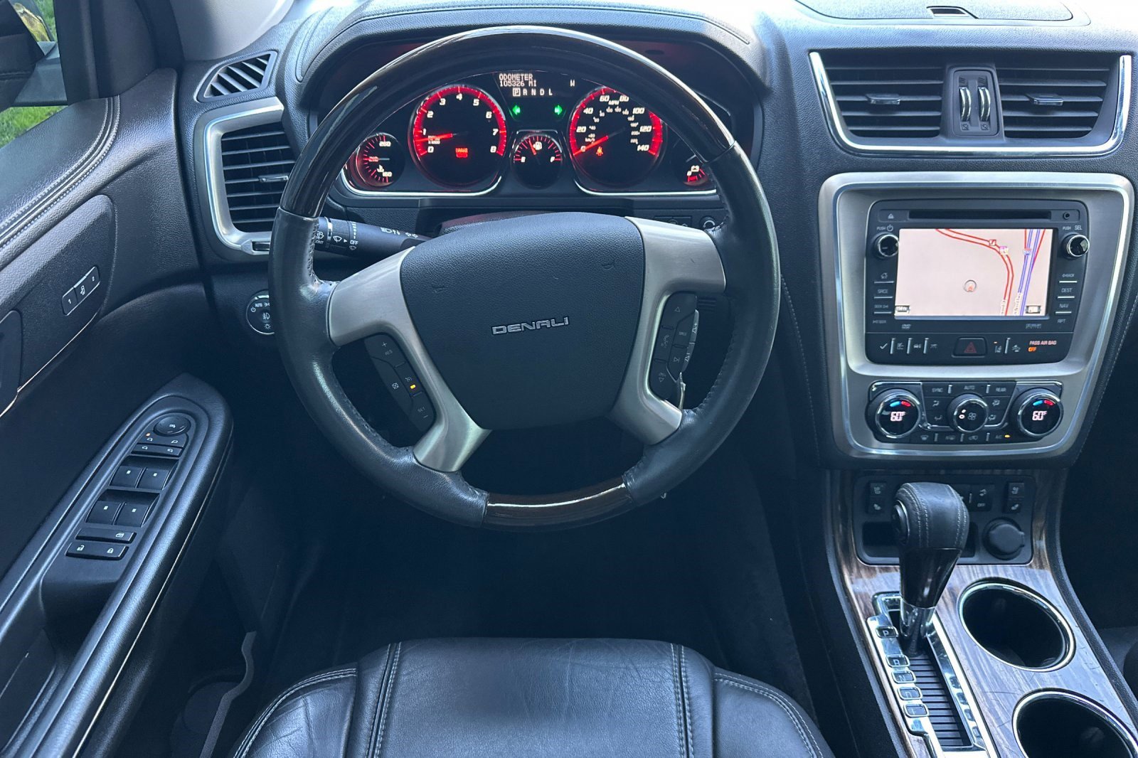 Used 2014 GMC Acadia Denali image 18