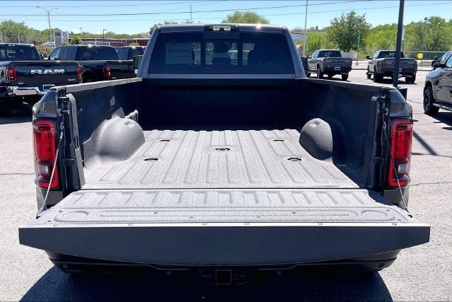 New 2026 RAM 3500 Tradesman AWD/4WD image 16