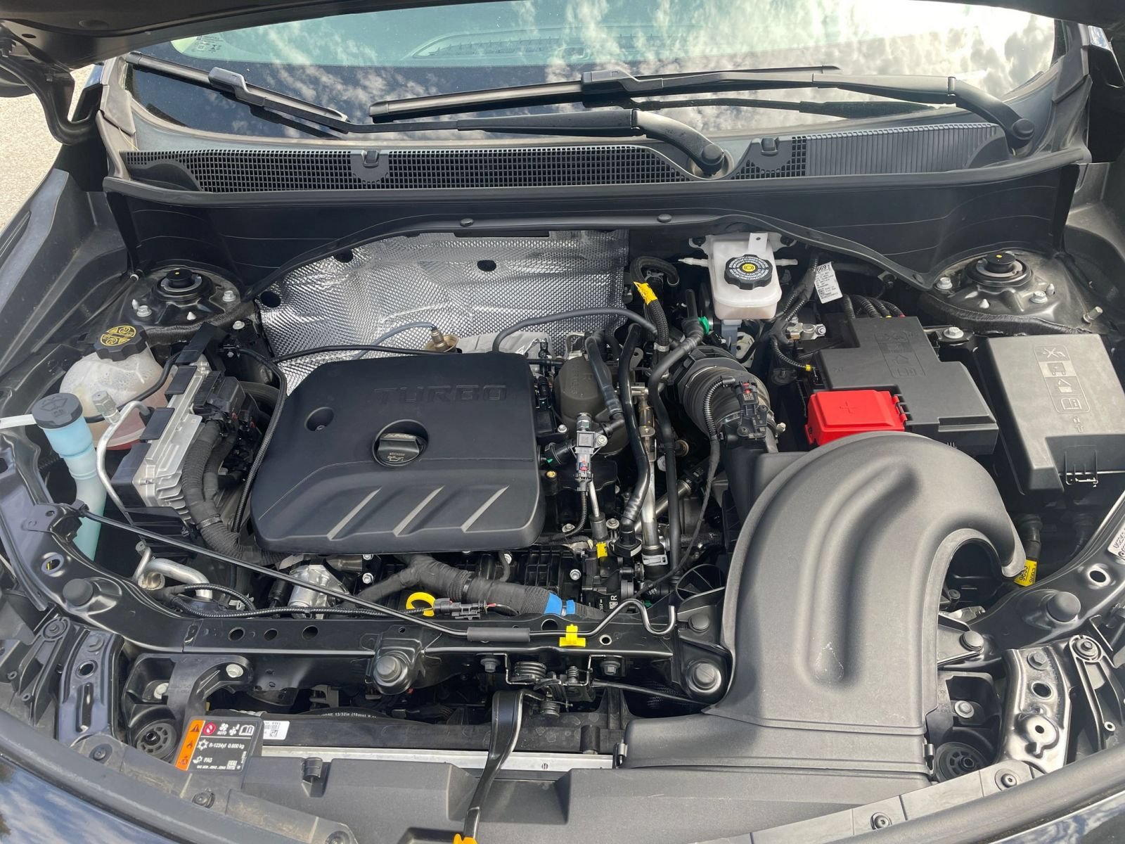 Used 2025 Buick Encore GX Preferred FWD image 30