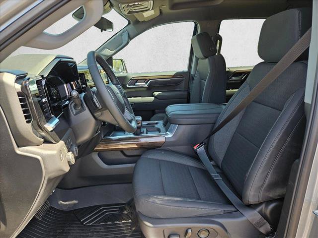 New 2026 Chevrolet Silverado 1500 LT Trail Boss w/ Dark Appearance Package AWD/4WD video 4