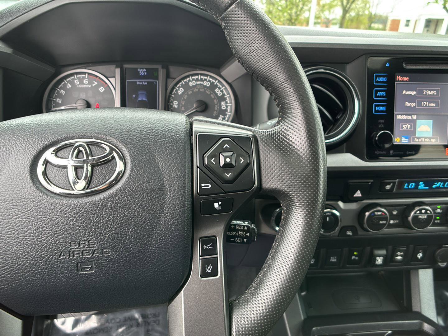 Used 2019 Toyota Tacoma TRD Off-Road AWD/4WD image 28