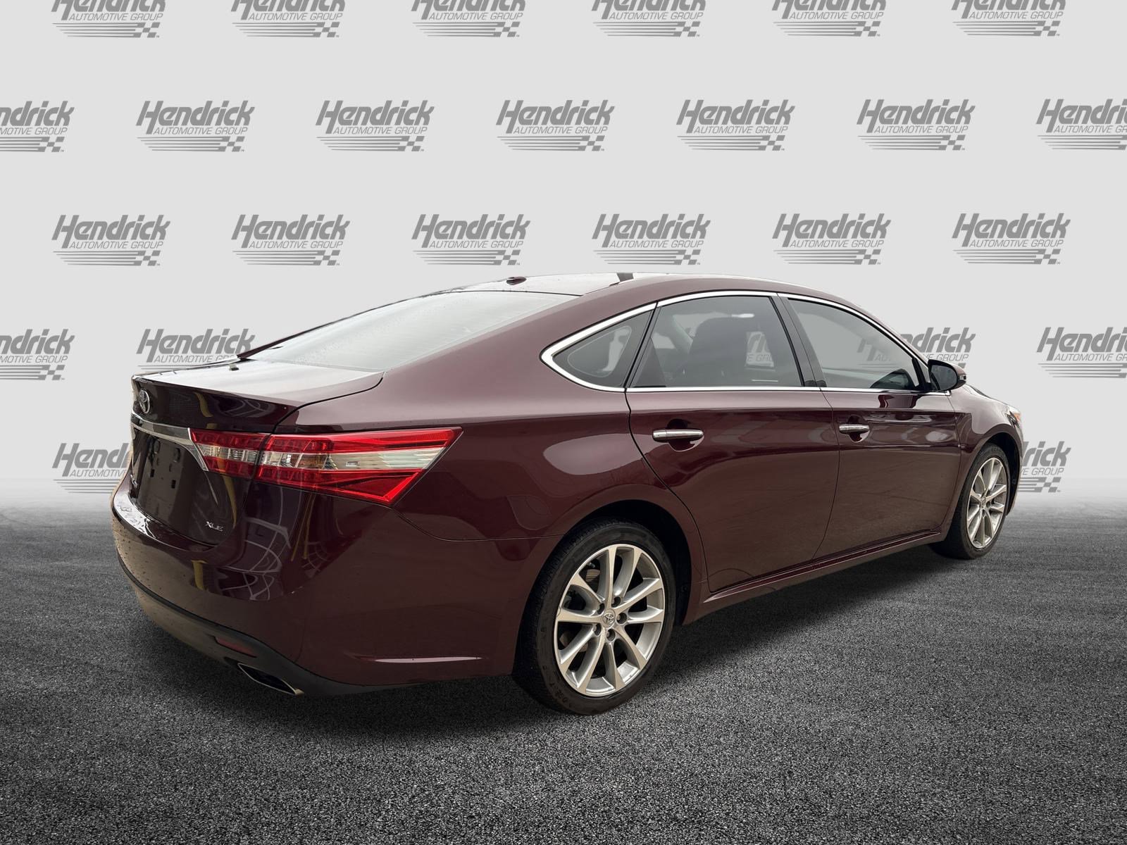 Used 2014 Toyota Avalon XLE Touring image 10