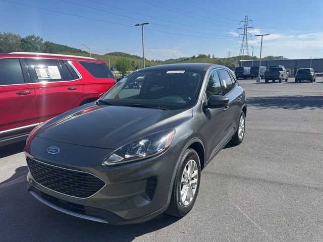 Used 2020 Ford Escape SE image 10
