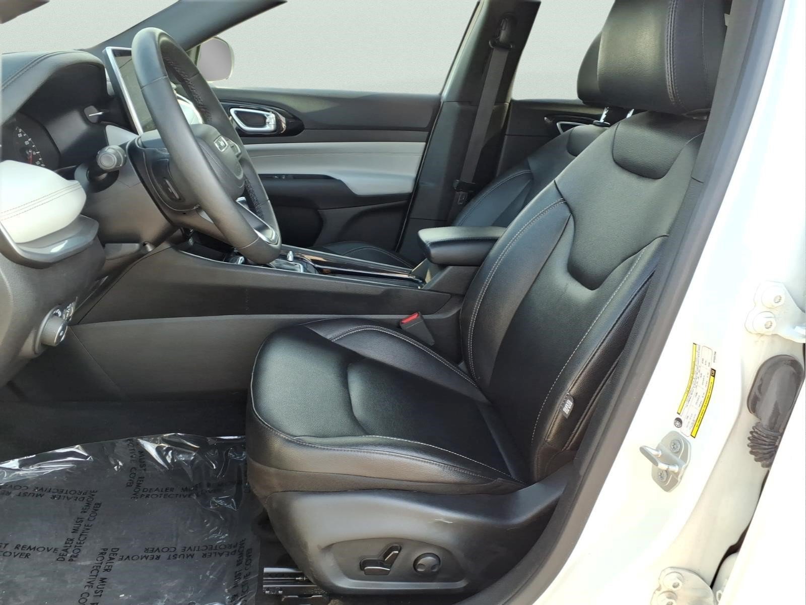 Used 2025 Jeep Compass Limited AWD/4WD image 22