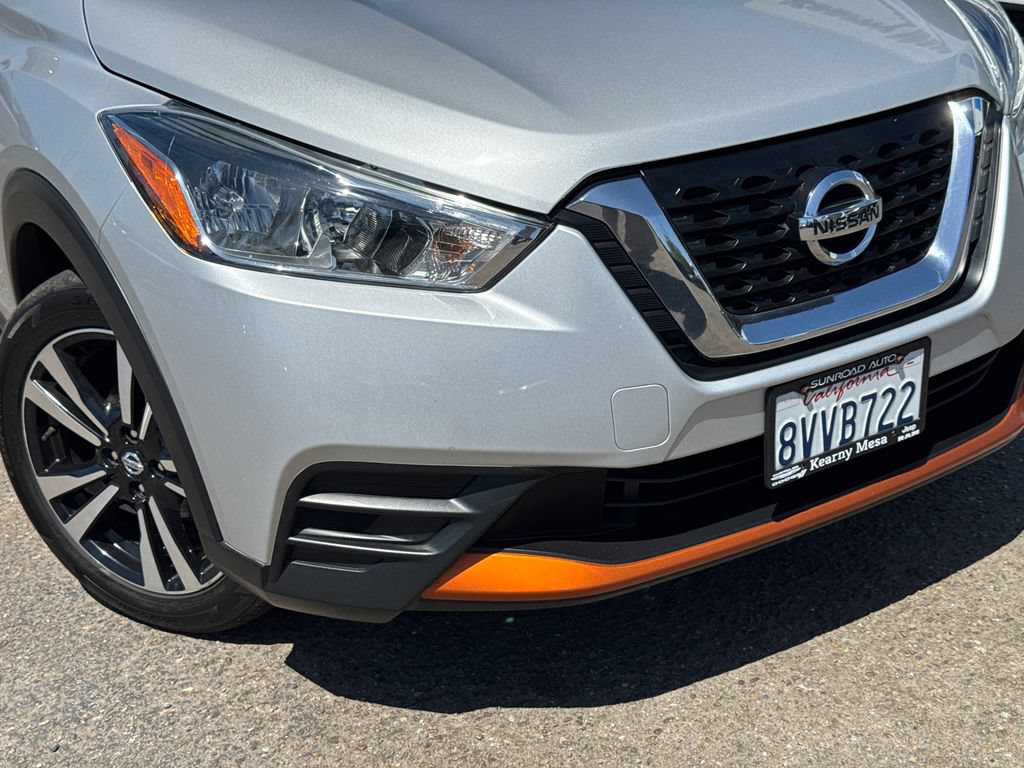 Used 2018 Nissan Kicks SV FWD image 6