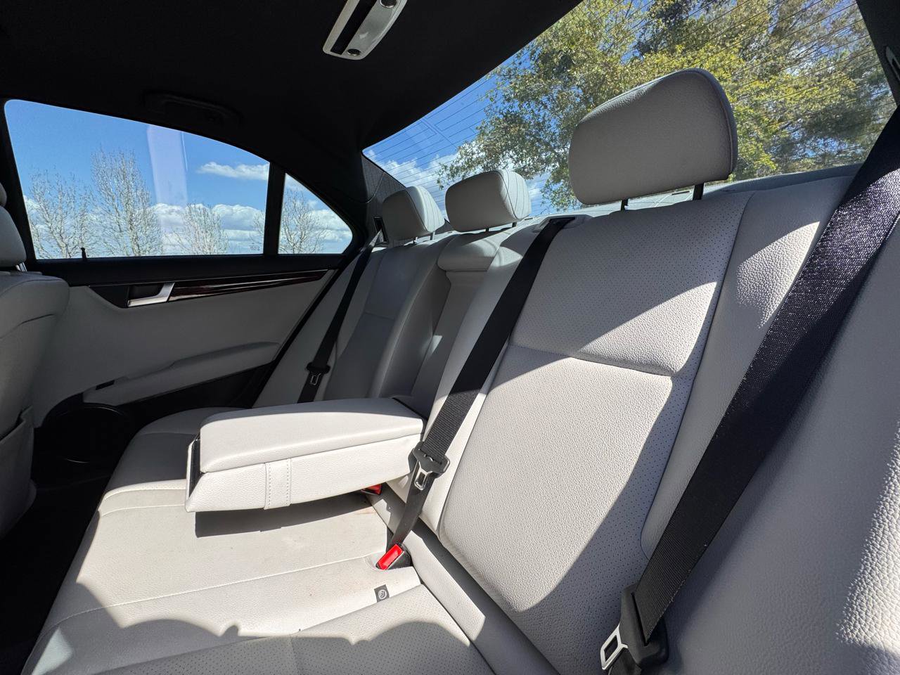 Used 2013 Mercedes-Benz C 250 Sport image 14