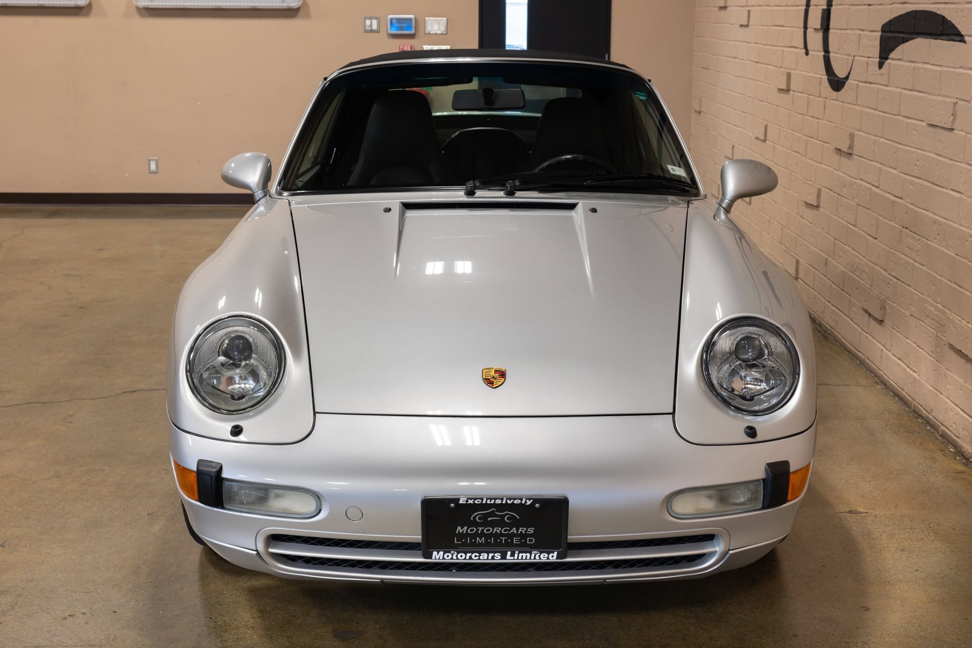 Used 1998 Porsche 911 Carrera RWD image 27