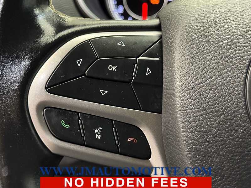 Used 2021 Jeep Cherokee Latitude Lux 80th Anniv w/ Quick Order Package 26U 80TH FWD image 40