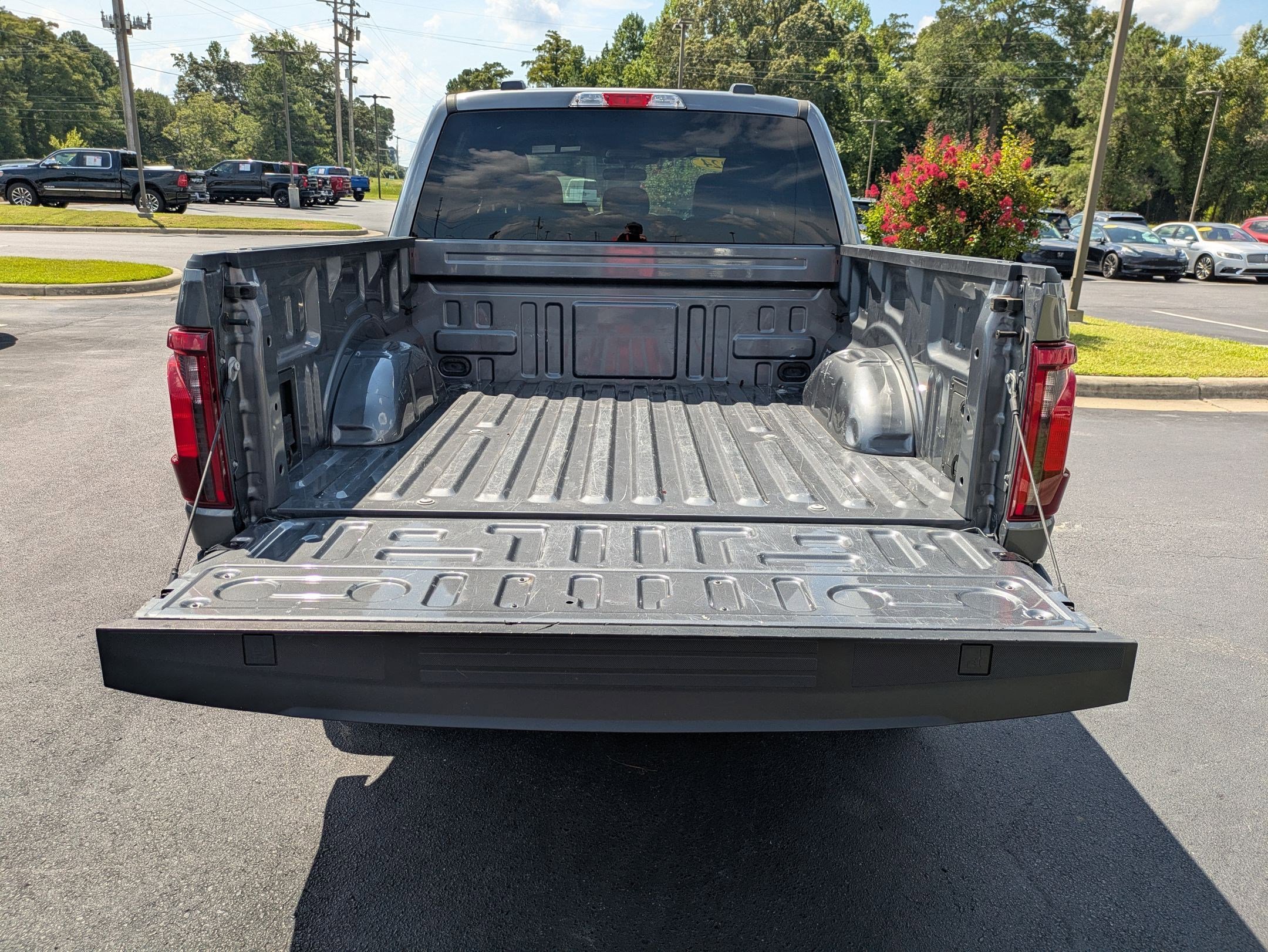 Used 2024 Ford F150 XLT w/ Mobile Office Package image 32