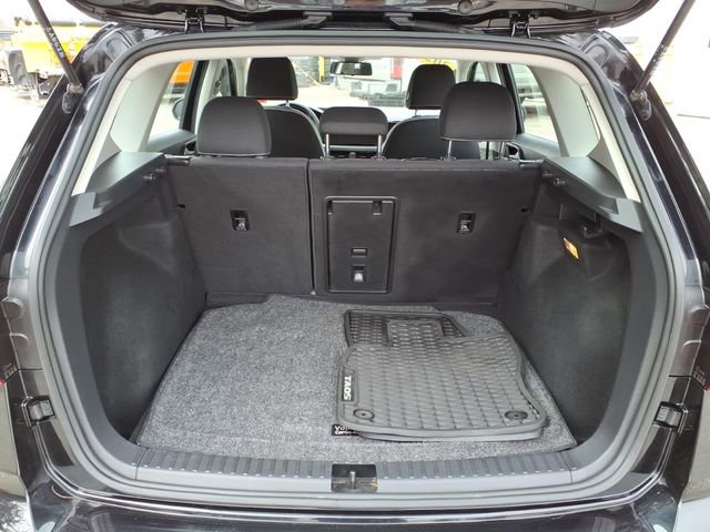 Used 2022 Volkswagen Taos S image 7