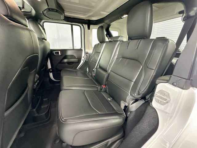 Used 2022 Jeep Wrangler Unlimited Sahara w/ Cold Weather Group image 26