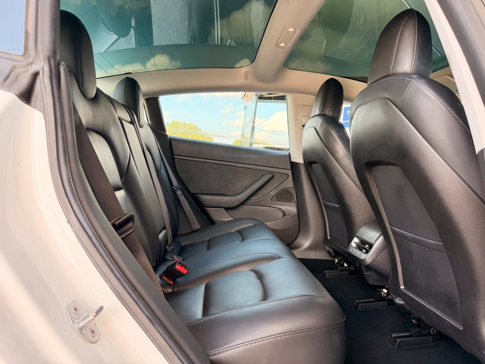 Used 2019 Tesla Model 3 Long Range AWD/4WD image 21