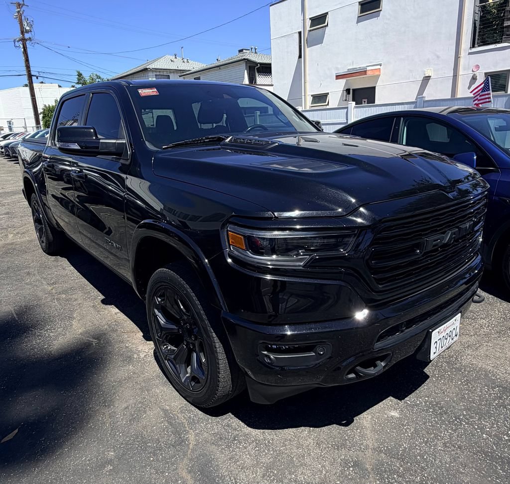 Used 2021 GMC Sierra 1500 Elevation w/ Preferred Package AWD/4WD image 2