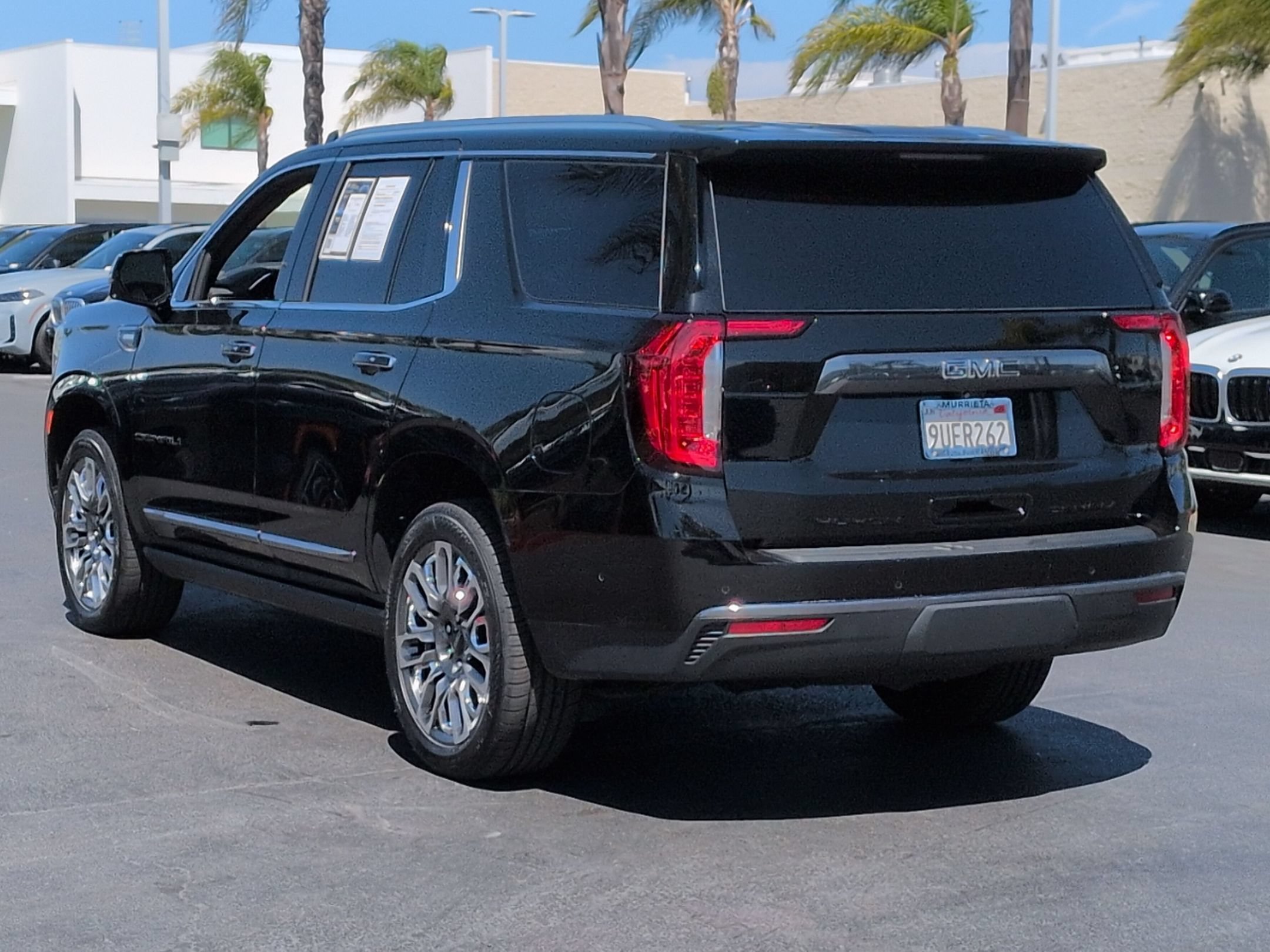 Used 2024 GMC Yukon Denali Ultimate AWD/4WD image 7