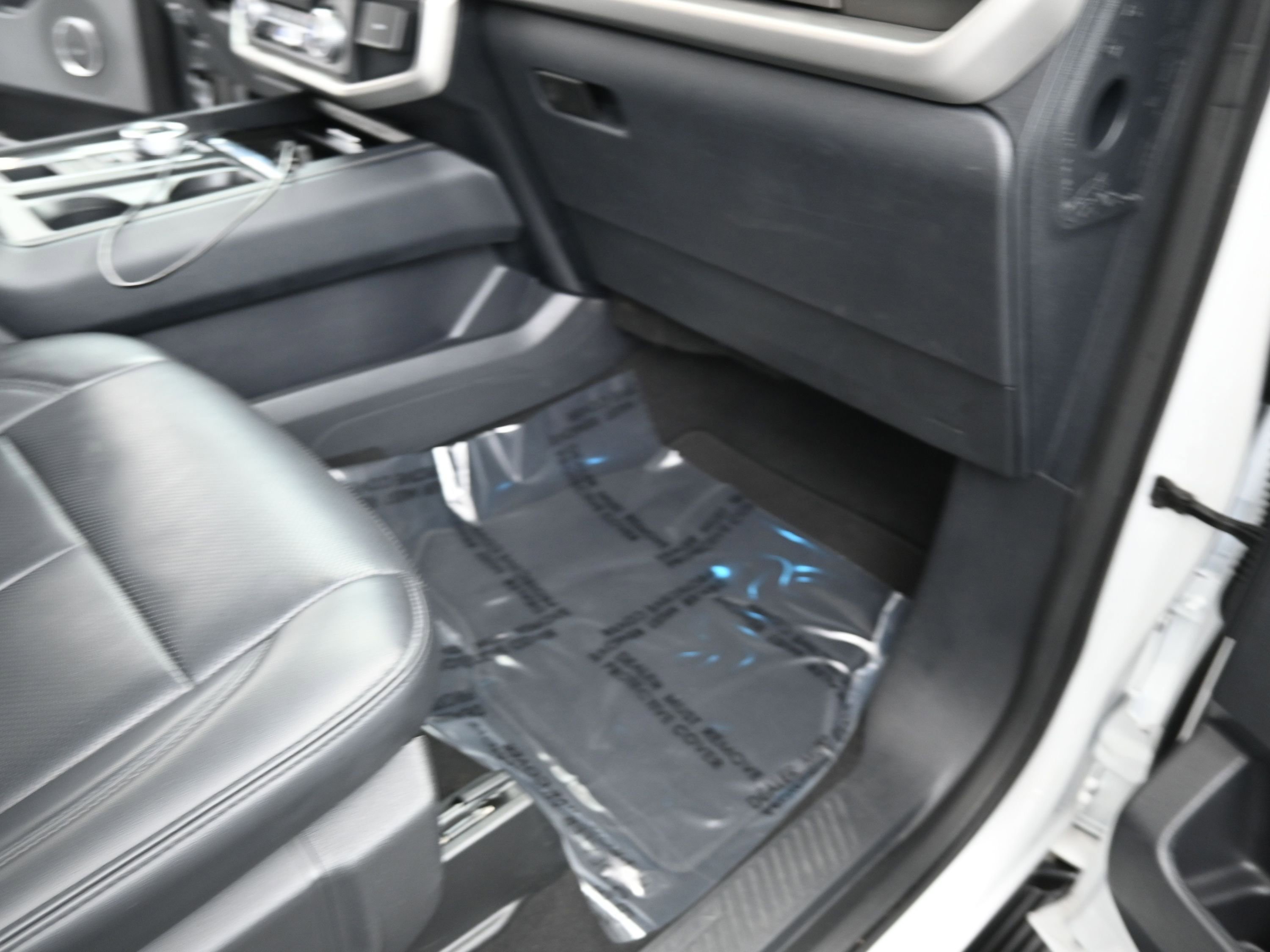 Used 2024 Ford Expedition Max XLT image 21