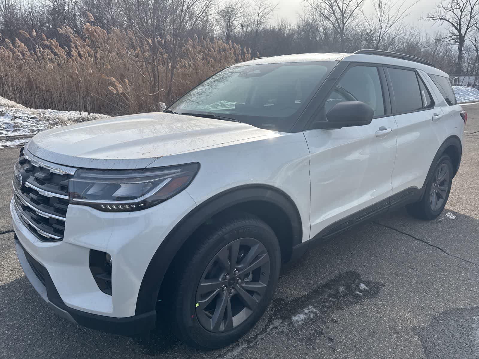 New 2026 Ford Explorer Active w/ Active Comfort Package AWD/4WD image 3