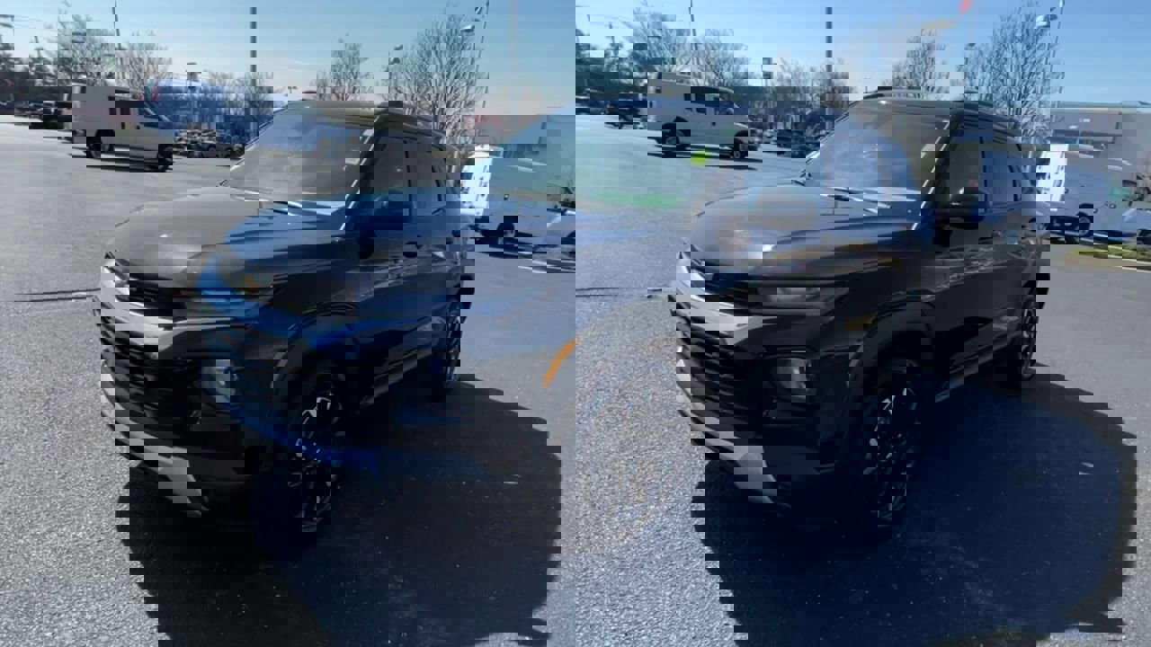 Used 2023 Chevrolet TrailBlazer LT w/ Convenience Package image 4