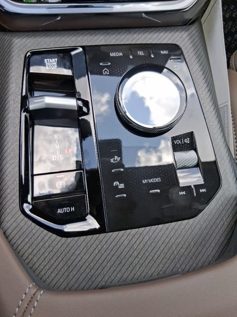 New 2026 BMW X3 xDrive30i w/ Premium Package AWD/4WD image 12