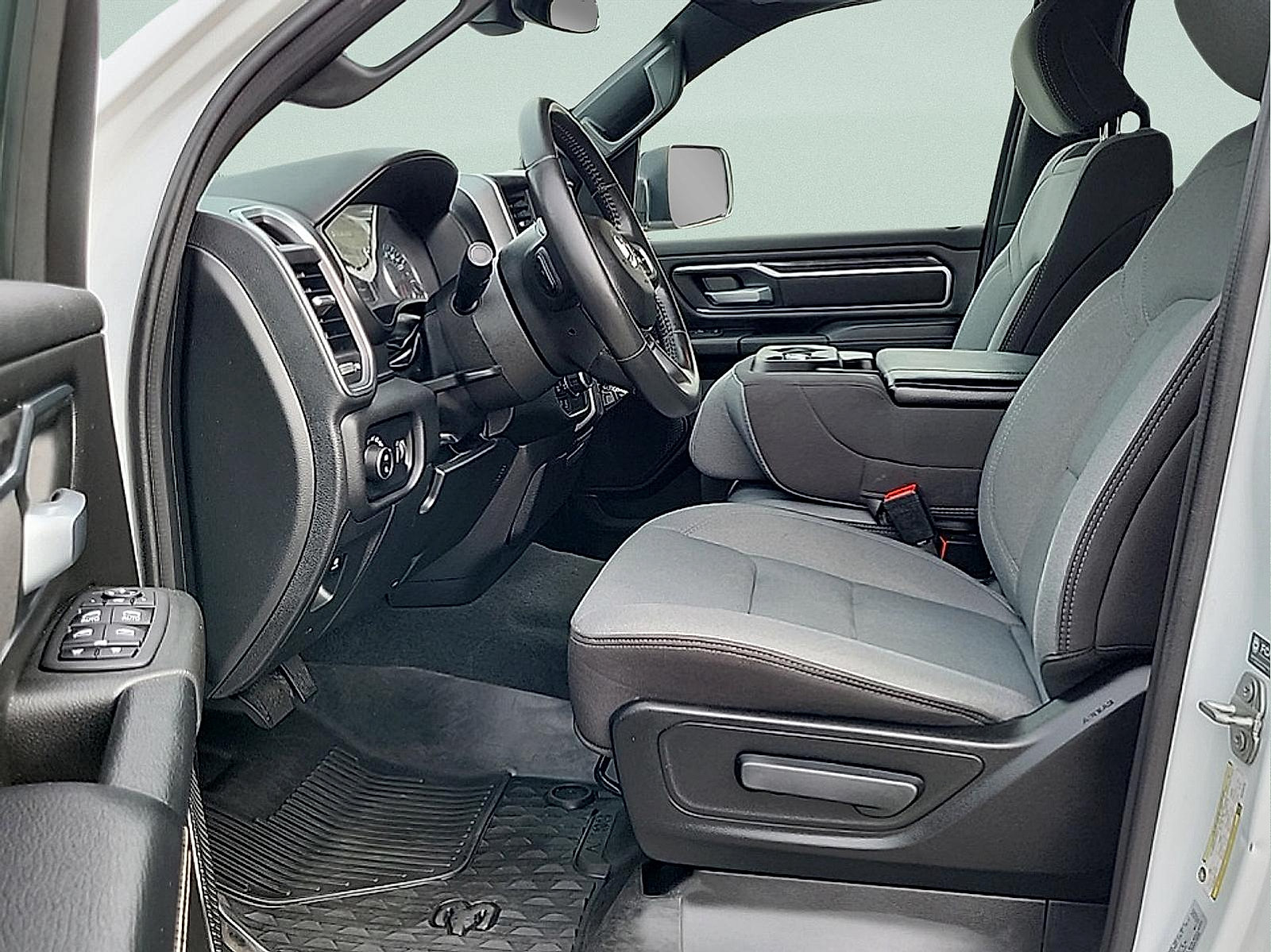 Used 2024 RAM 1500 Big Horn AWD/4WD image 13