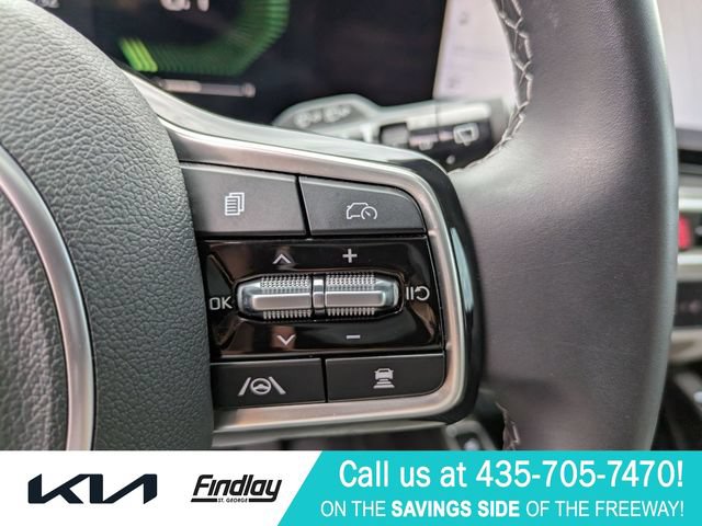 Certified 2025 Kia Sorento S w/ Panoramic Sunroof Package AWD/4WD image 20