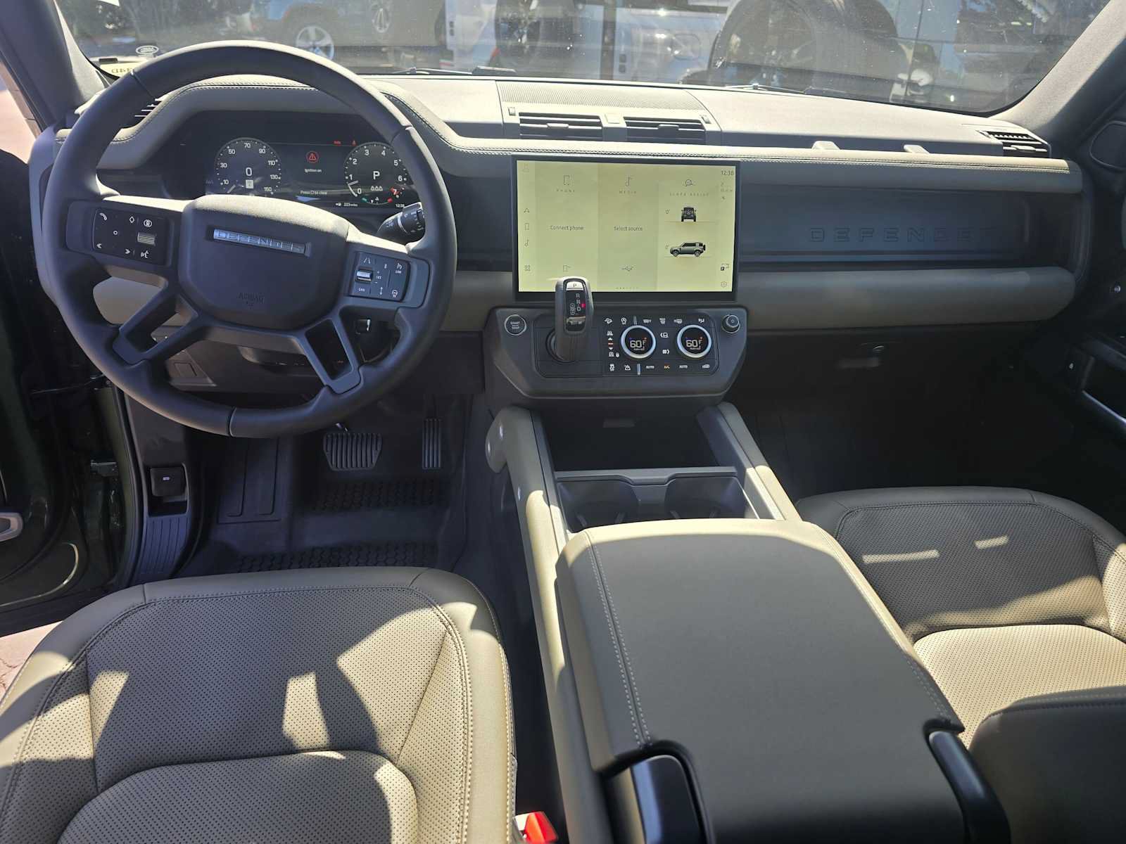 New 2026 Land Rover Defender 110 X-Dynamic SE AWD/4WD image 19