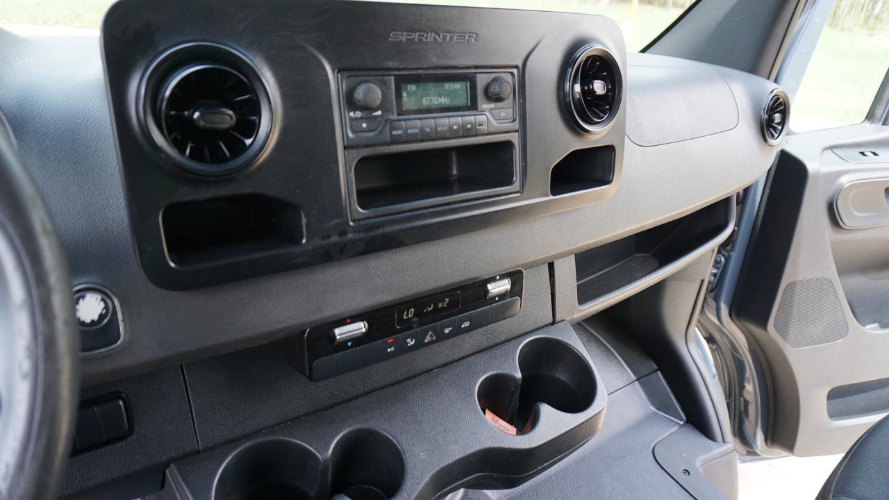 Used 2019 Mercedes-Benz Sprinter 170 image 17
