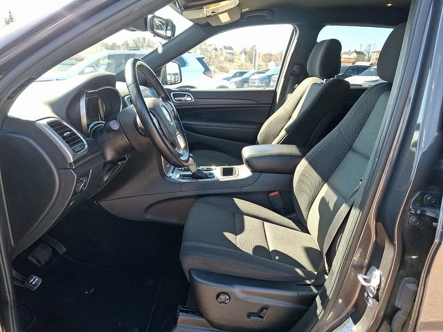 Used 2021 Jeep Grand Cherokee Laredo image 14