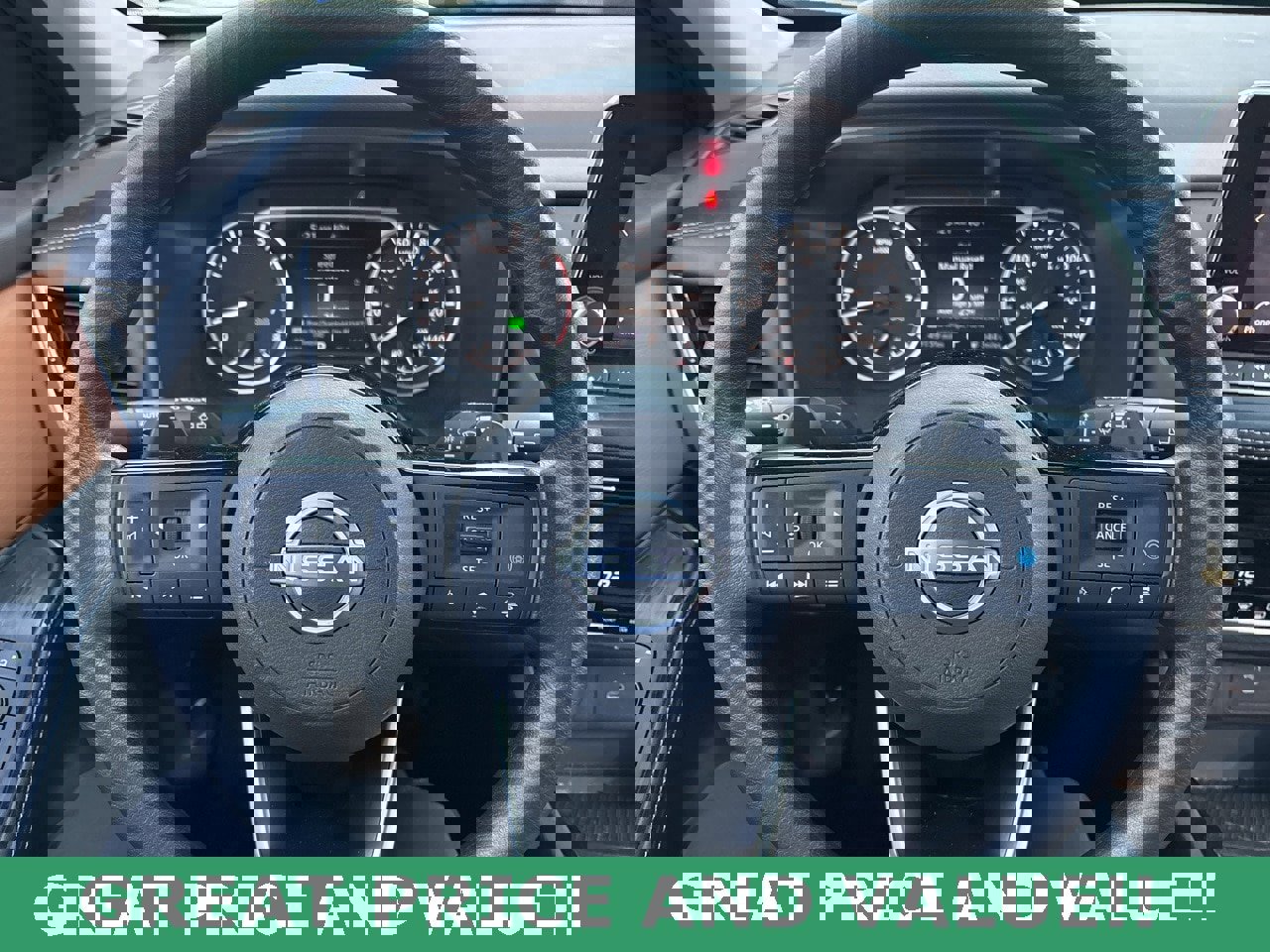 Used 2022 Nissan Rogue SV image 23