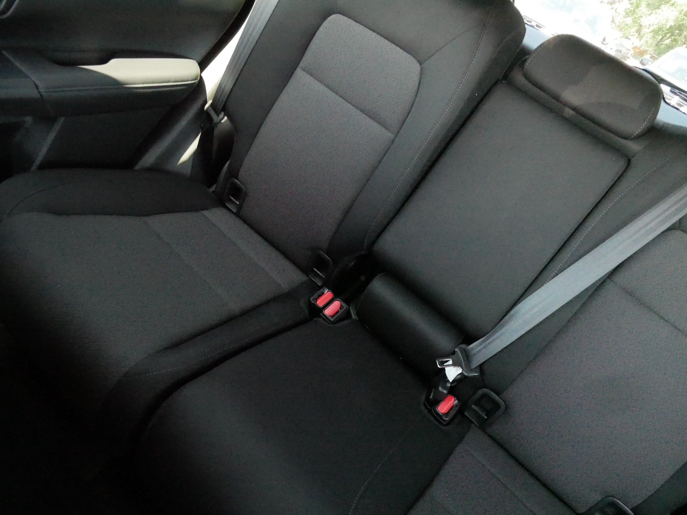 Used 2025 Honda CR-V LX image 12