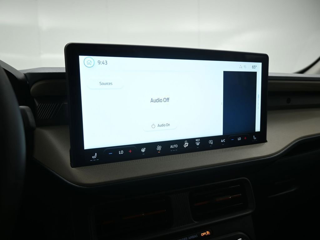 New 2025 Ford Maverick Lariat w/ 4K Tow Package image 14