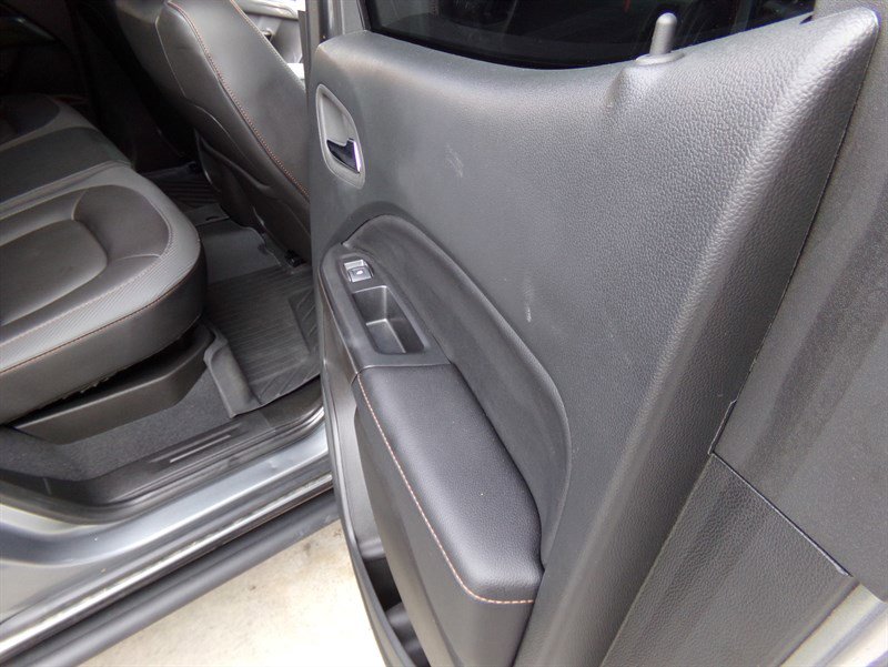 Used 2022 GMC Canyon AT4 image 64