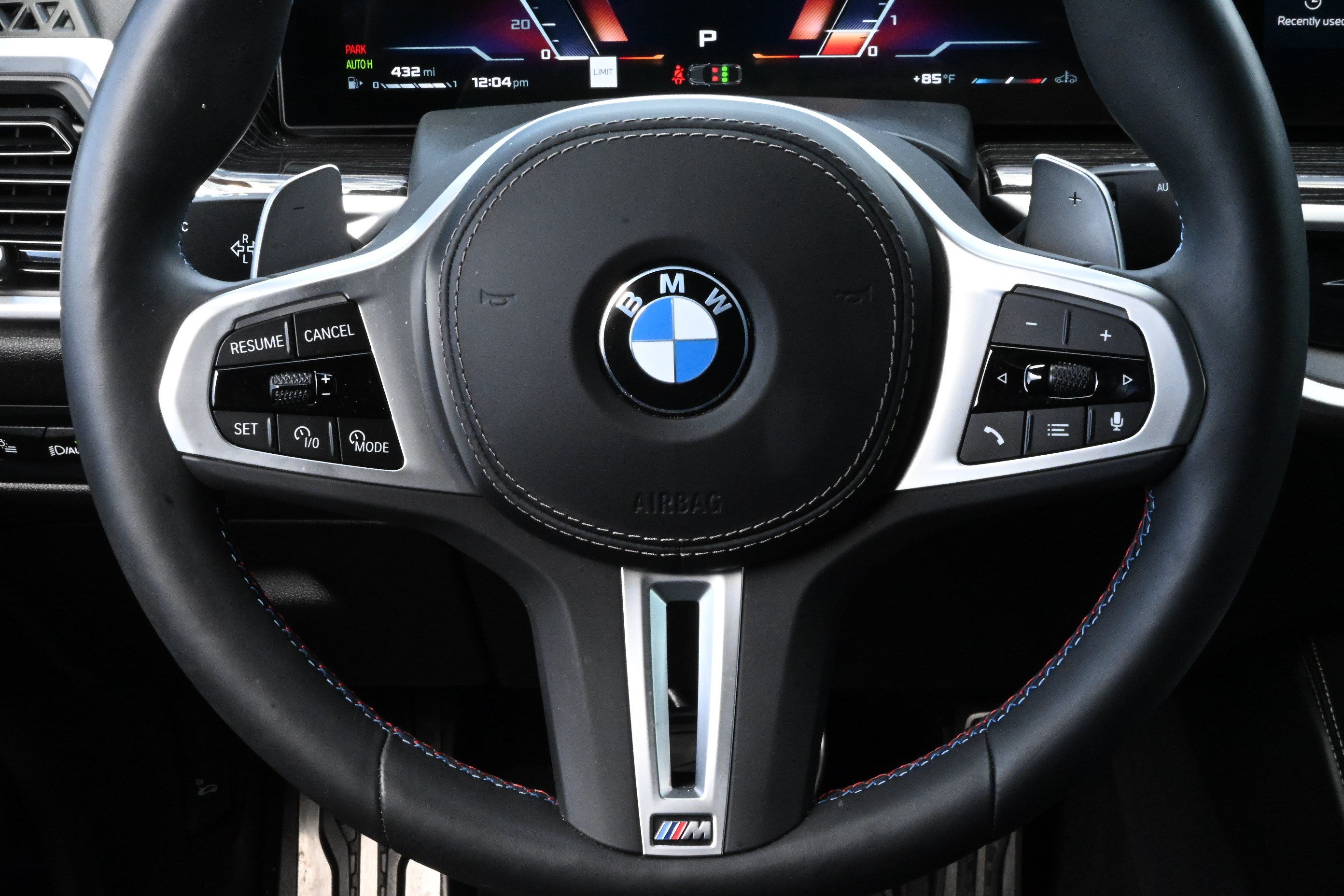 Used 2025 BMW X6 M60i AWD/4WD image 29