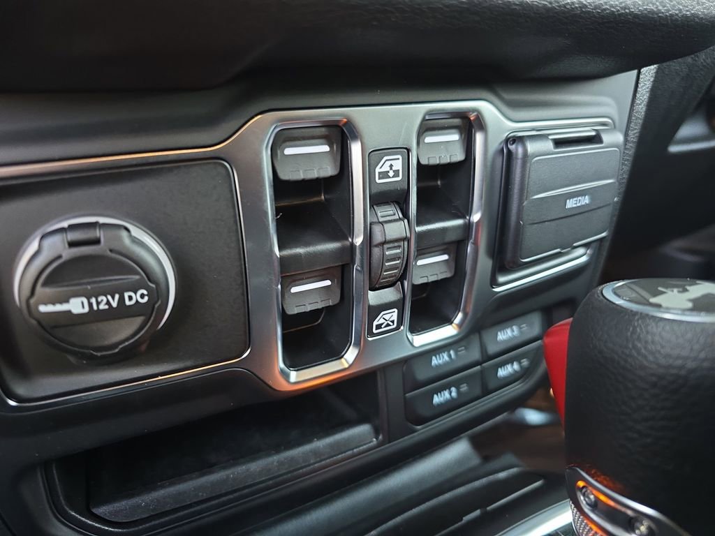 New 2025 Jeep Wrangler Unlimited Sport AWD/4WD image 27