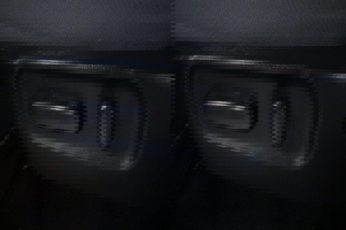 Used 2021 Toyota Tacoma SR5 image 8