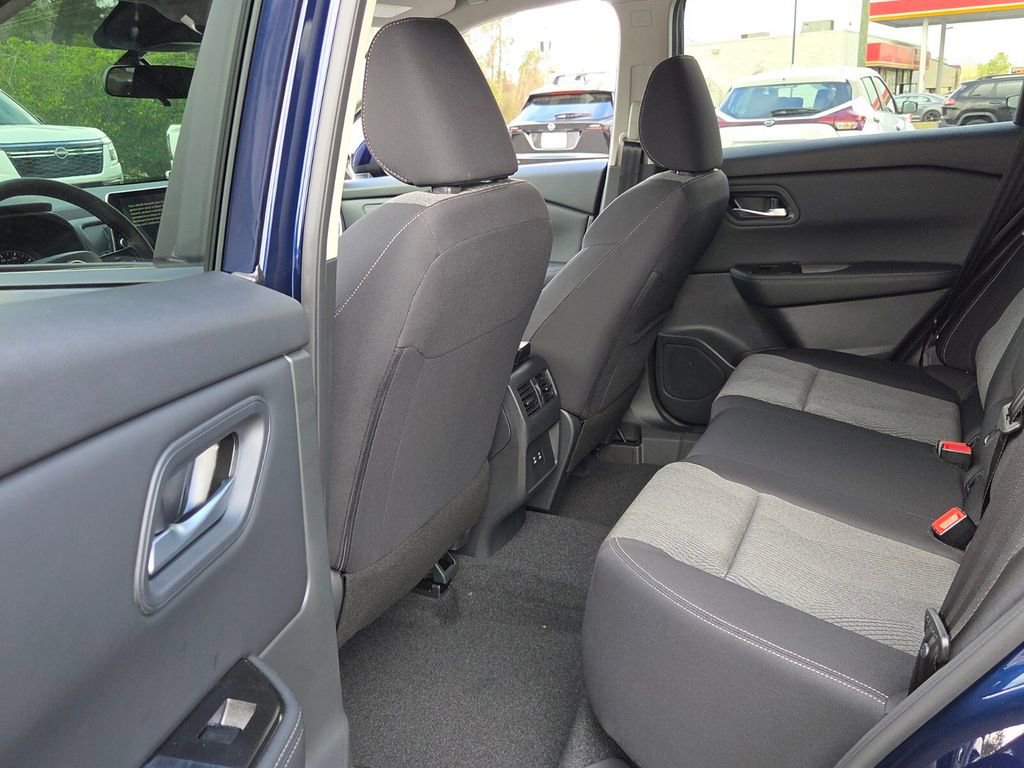 New 2026 Nissan Rogue SV image 5