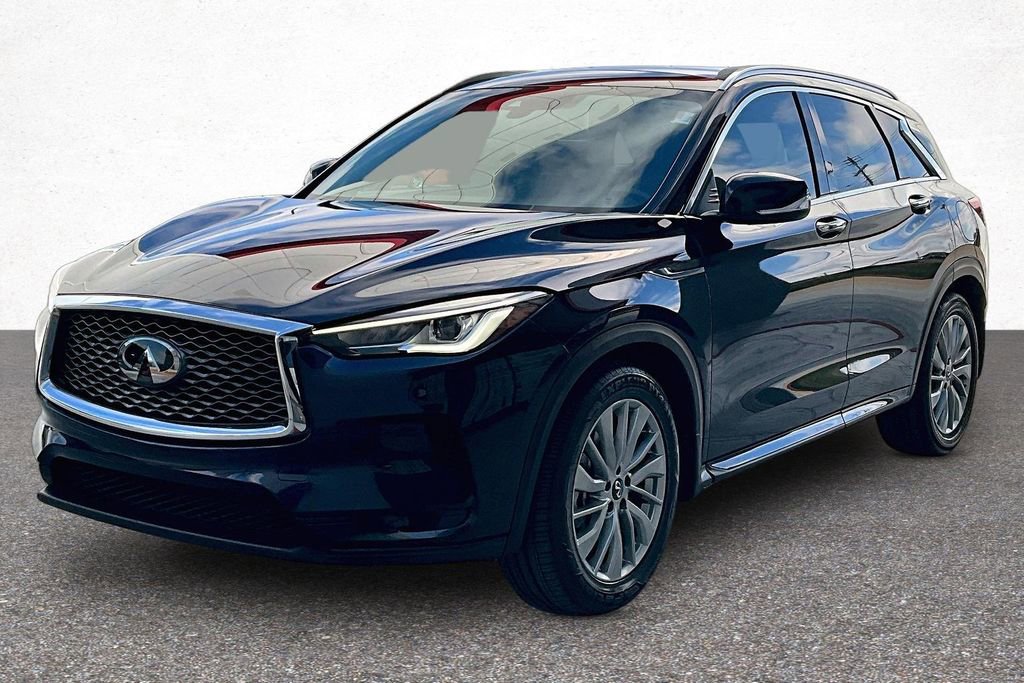Used 2023 INFINITI QX50 Luxe image 3