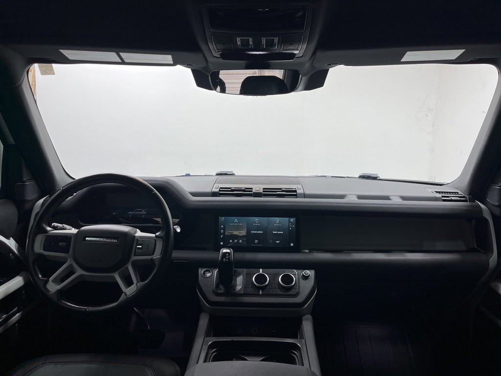 Used 2023 Land Rover Defender 110 X-Dynamic SE image 8