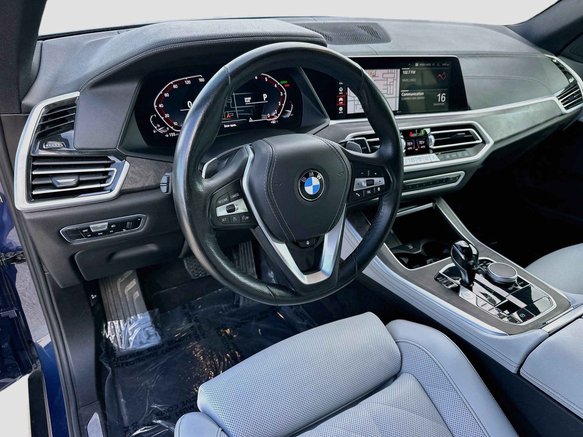 Used 2023 BMW X5 xDrive40i w/ Premium Package AWD/4WD image 9