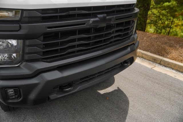 Used 2024 Chevrolet Silverado 3500 LT w/ Convenience Package AWD/4WD image 16
