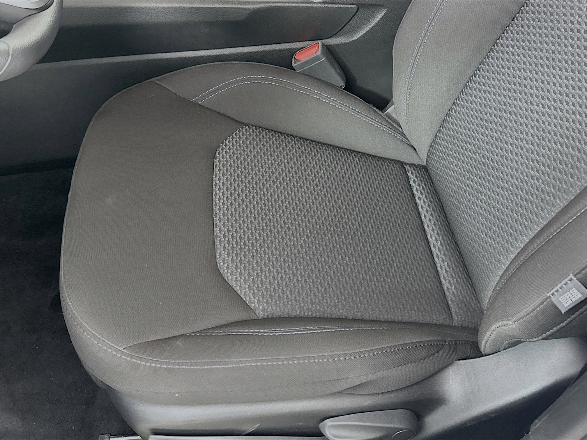 Certified 2025 Jeep Compass Sport image 24