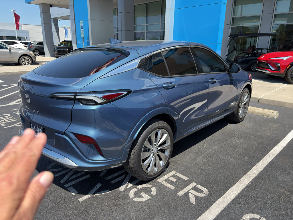Used 2026 Buick Envista Avenir FWD image 6