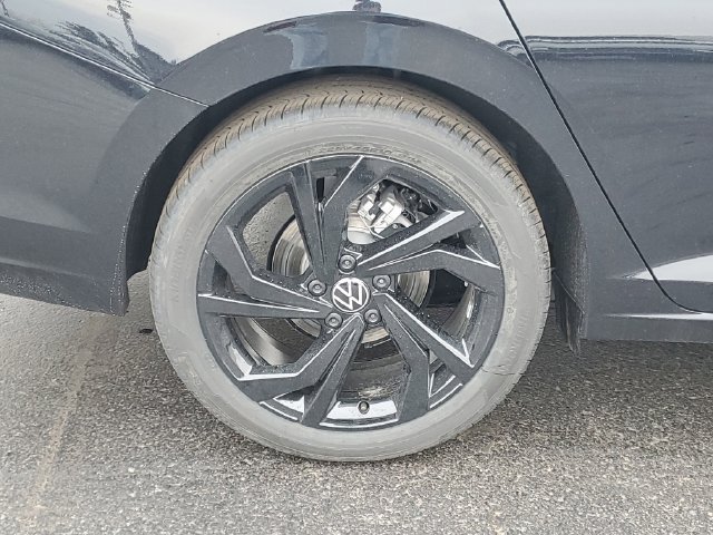 New 2026 Volkswagen Jetta SE FWD image 5