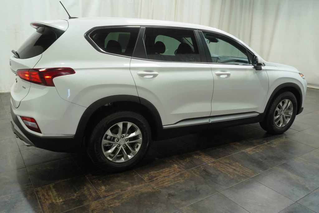 Used 2019 Hyundai Santa Fe SE AWD/4WD image 4