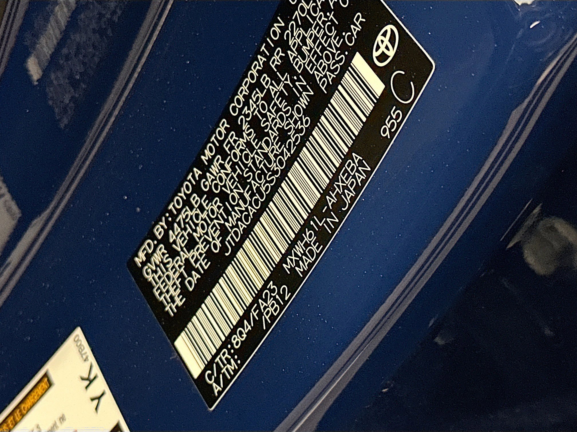 Used 2025 Toyota Prius Plug-In Hybrid image 12