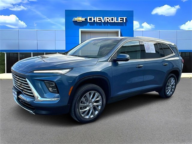 Used 2025 Buick Enclave Preferred image 7